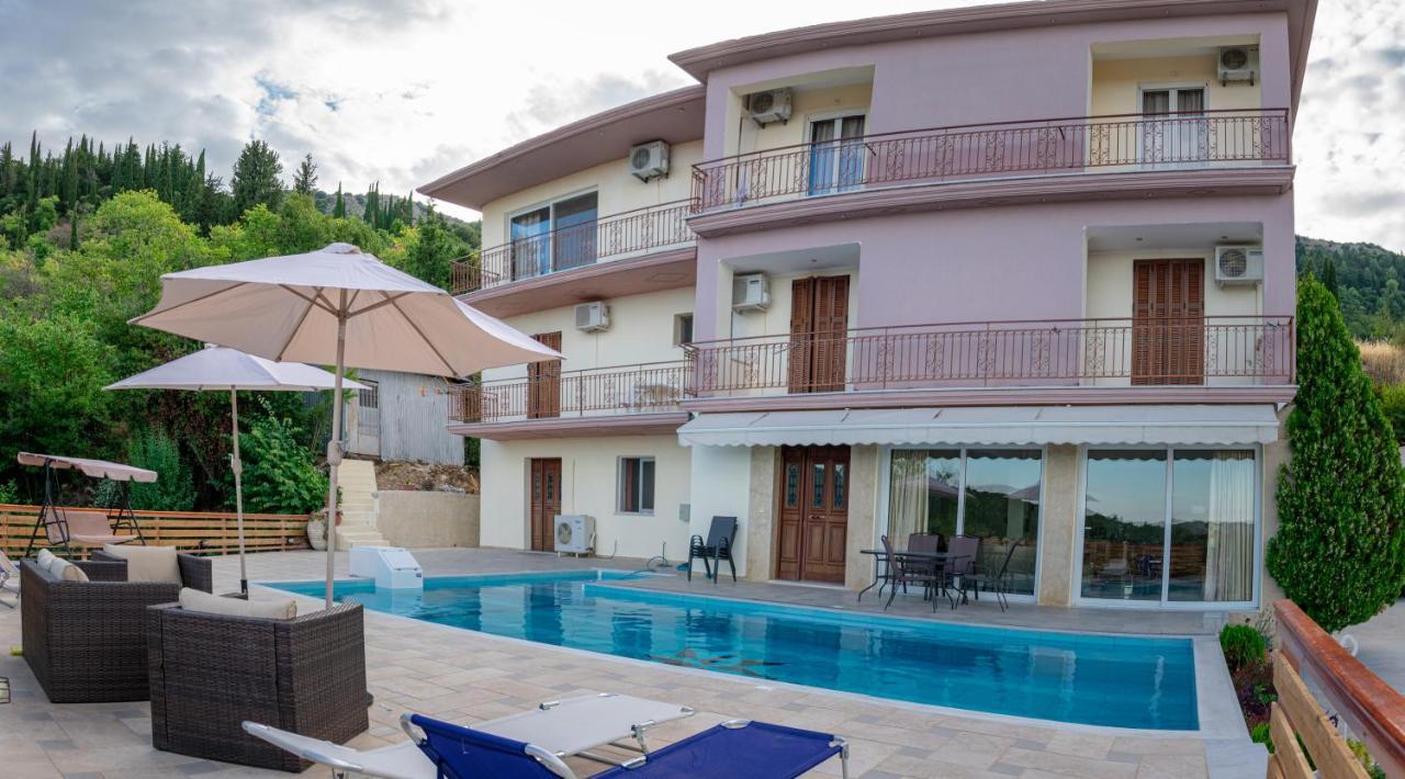 Petronas Villa Karia  Экстерьер фото