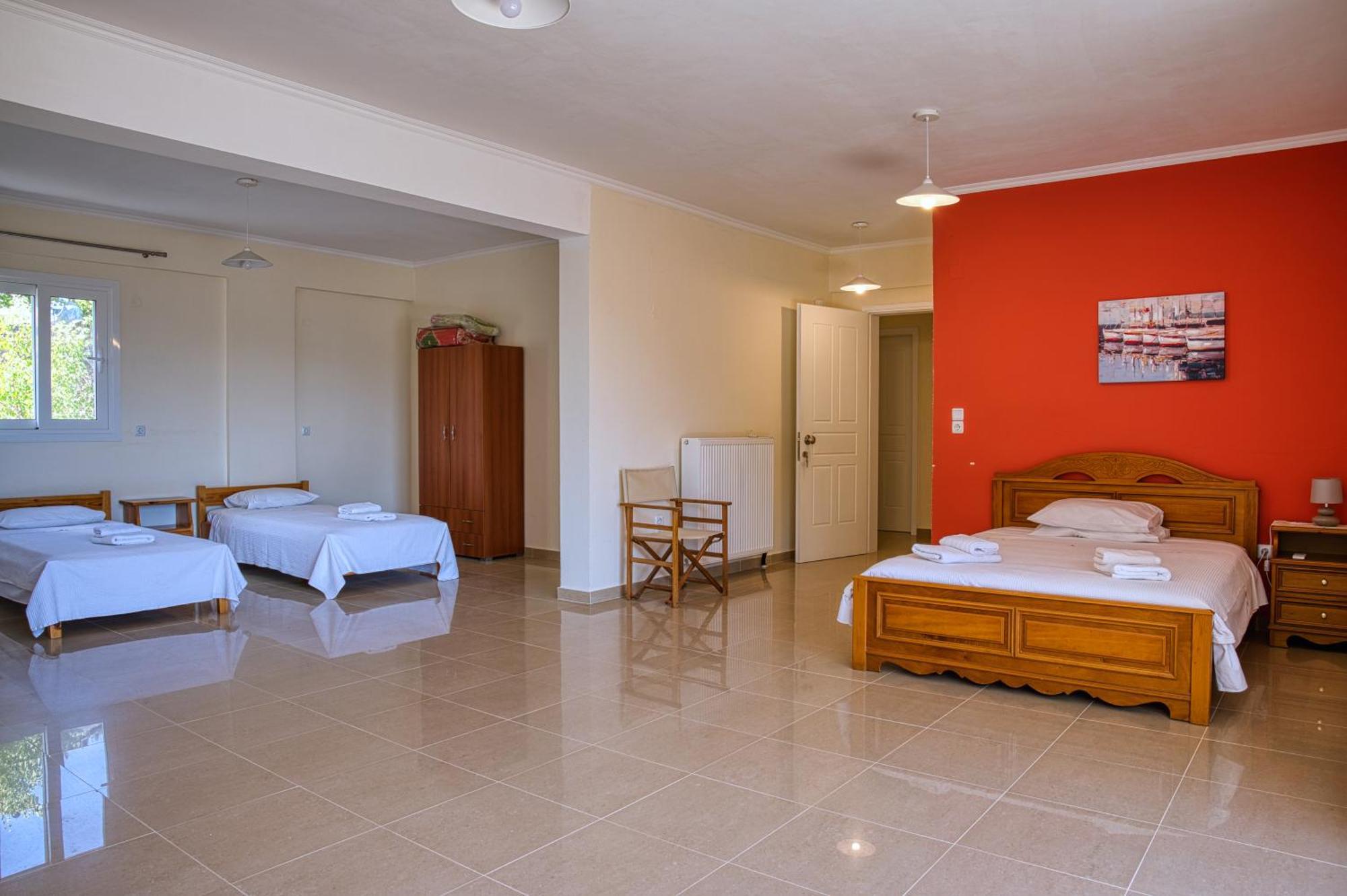 Petronas Villa Karia  Экстерьер фото