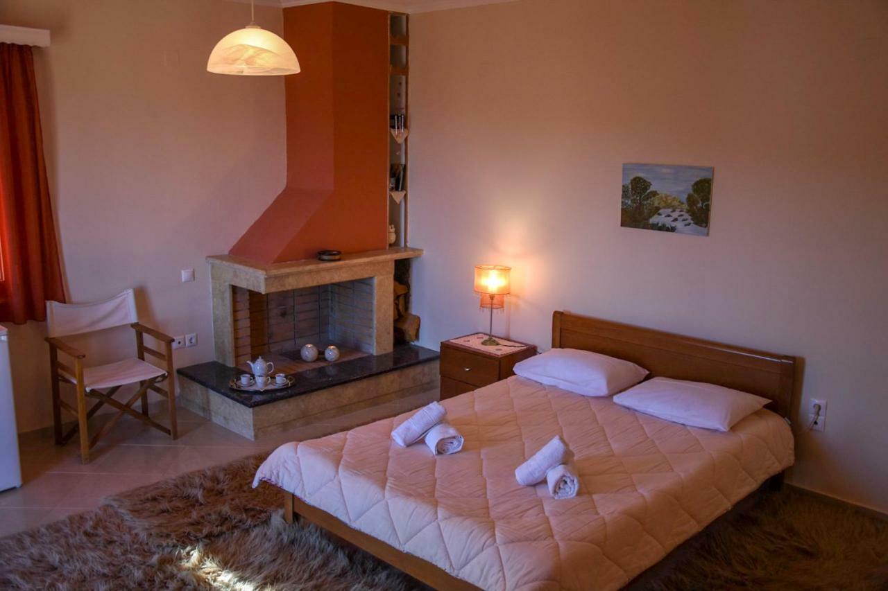Petronas Villa Karia  Экстерьер фото